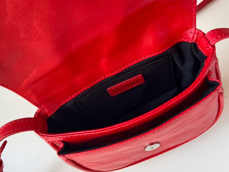 Zivas Charm Effortless Sophistication Statement Handbag (Statement-Ready Design) – Close-Up Detail