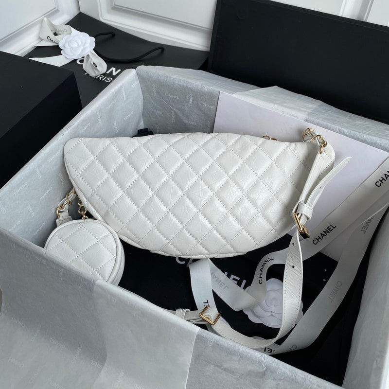  spacious purse view 3