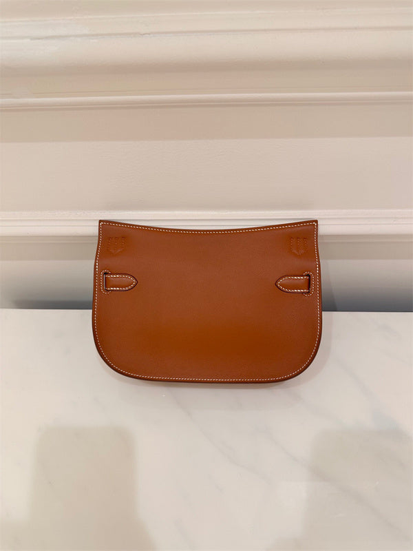  Classic satchel front view 19