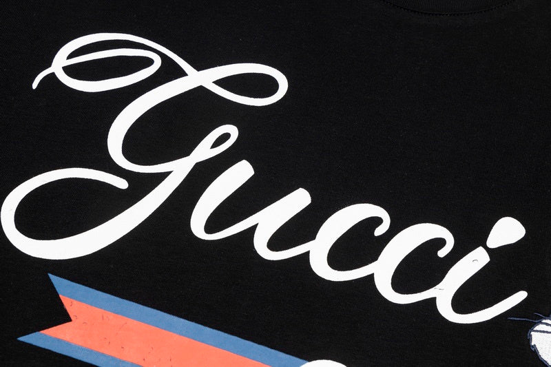 Front view of Louis Vuitton cotton t-shirt with logo-detail design