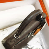  crossbody bag interior and compartment view