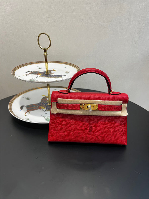 Structured handbag styled for everyday wear