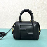 Ziva's Charm handbag – front view (16.5cm*13.5cm*9cm)