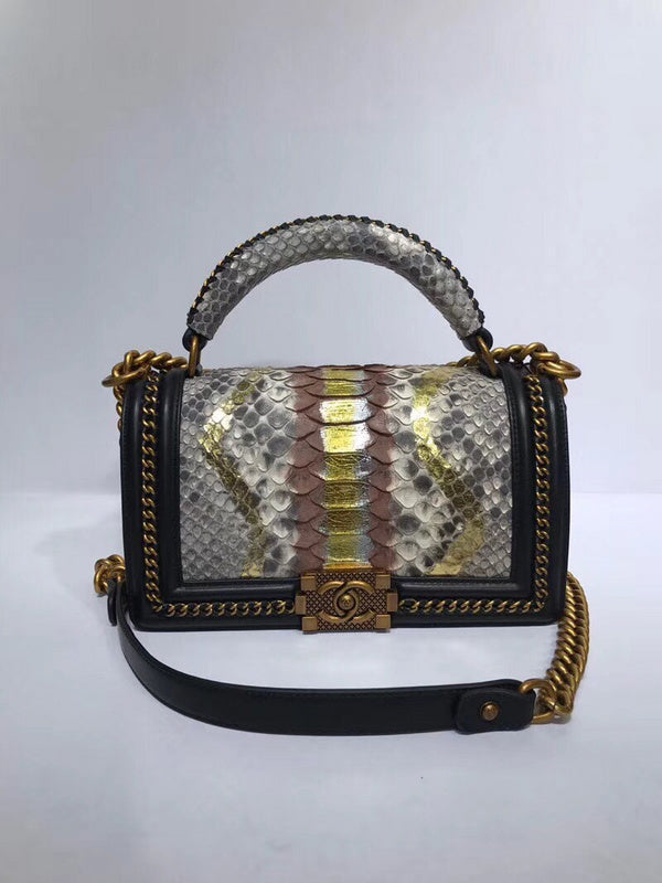  handbag, mid everyday style, image 1
