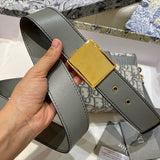 Top view of premium everyday-luxe women's handbag – women's designer-style accessory