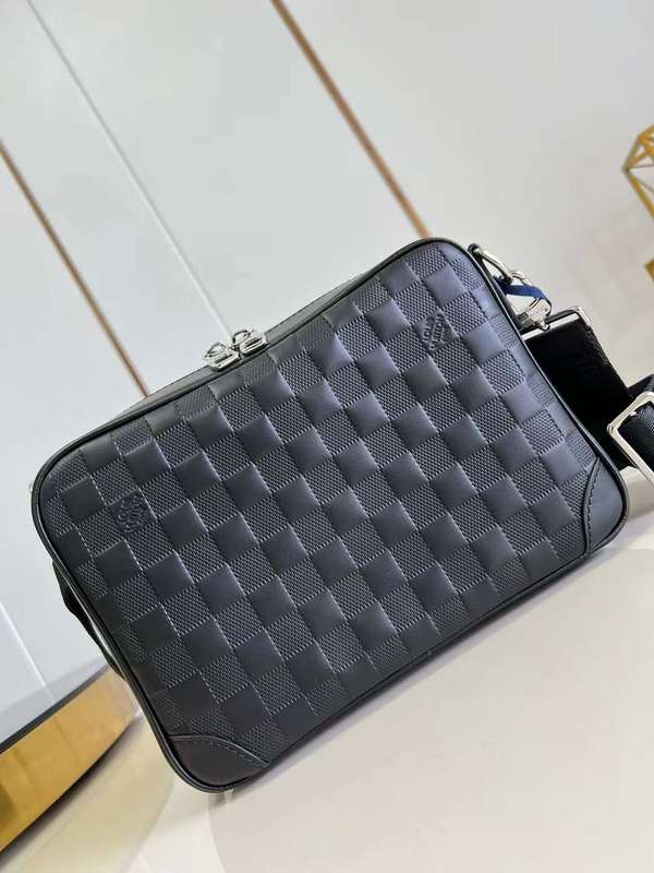 Back view of statement modern women's handbag – women's everyday handbag