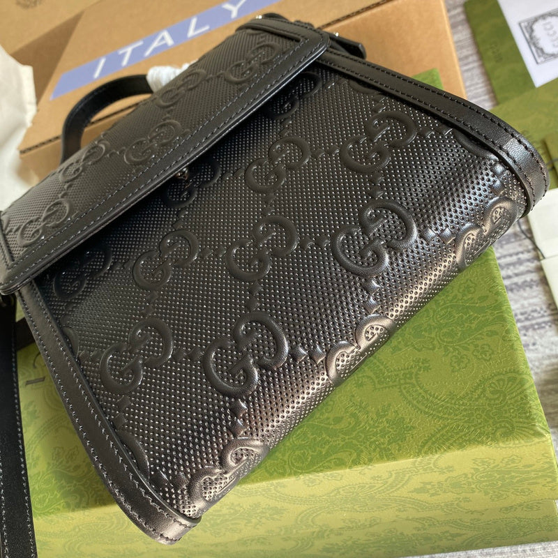 Back view of sleek premium women's handbag – women's designer-style accessory