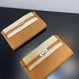  Streamlined carryall bag front view 13