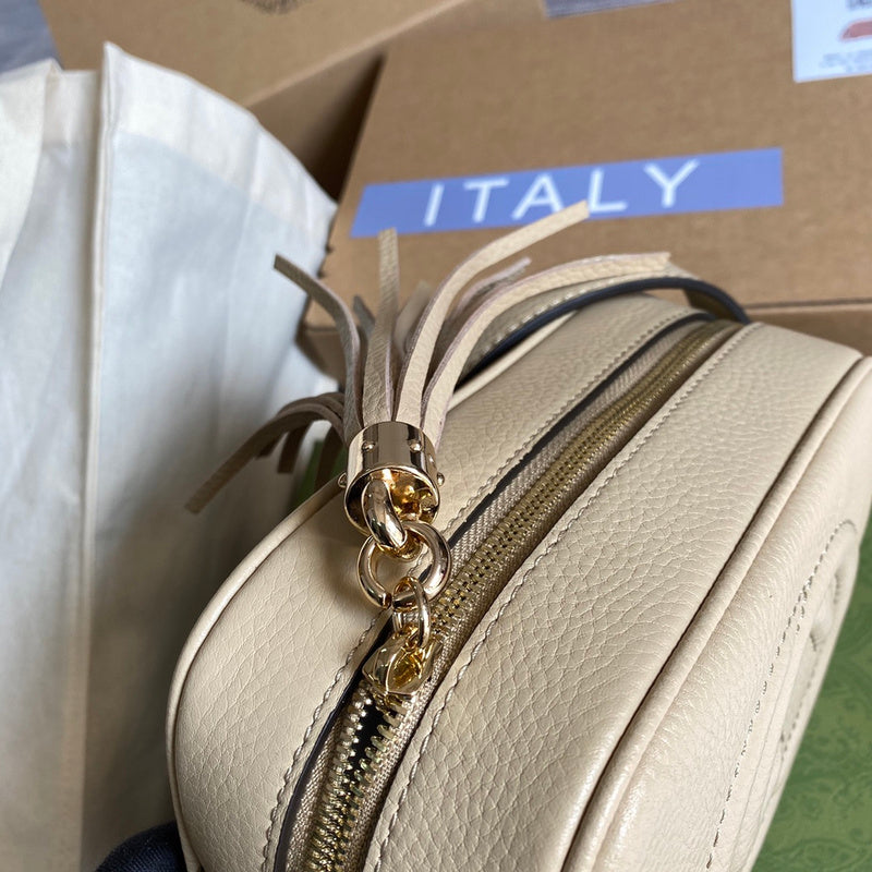 Styled lifestyle shot of signature premium women's handbag – women's everyday handbag