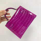 Fluid handbag styled for everyday wear