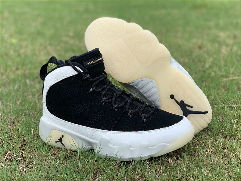 Nike Men's & Women's Designer Street Sneakers — Style 074 detail view