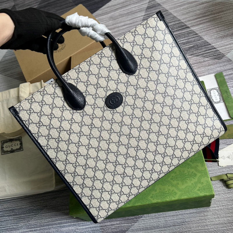 Handle and strap detail of chic statement women's handbag – women's luxury handbag
