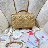  women's handbag, mid design, view 2