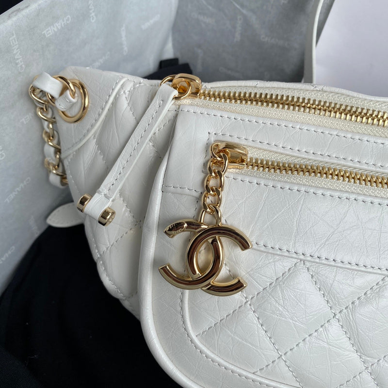  women's handbag, spacious design, view 9
