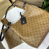  top-handle bag interior and compartment view