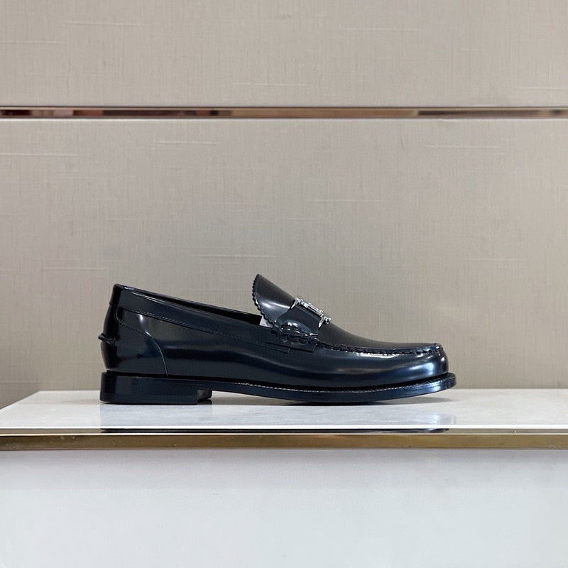 Burberry shoes Style 131 - angled studio shot