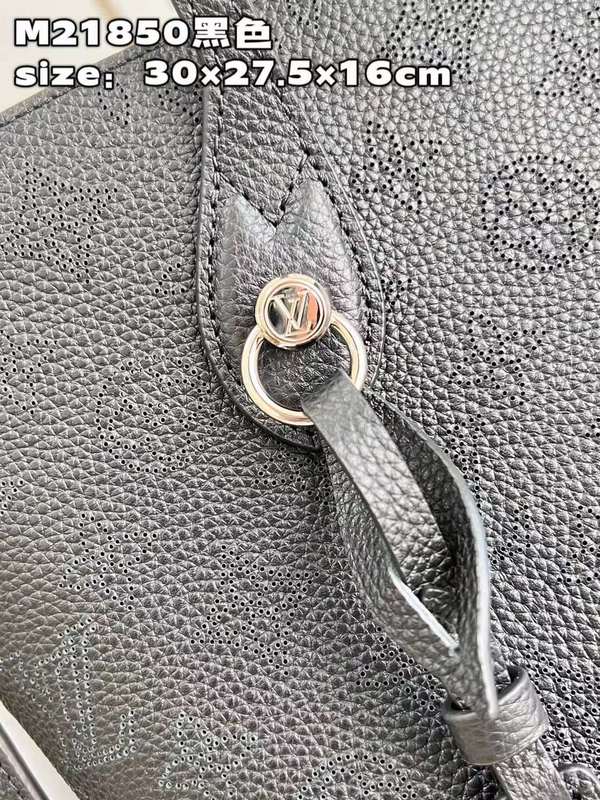 Interior view of signature structured women's handbag – women's everyday handbag