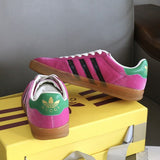 Gucci bold contrast luxury sneakers view 5 minimalist modern build