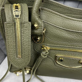 Zivas Charm Versatile Design Statement Handbag (Premium Everyday Carry) – Close-Up Detail