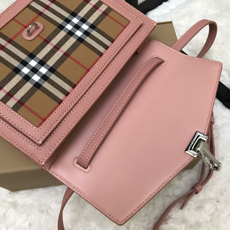 Ziva's Charm handbag – carry view (one versatile size)