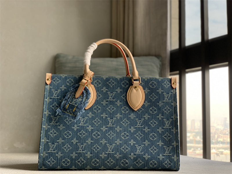  Everyday satchel front view