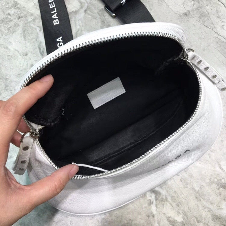 Polished Faux Leather Handbag - Smooth Faux-Leather Exterior | Women's Statement Accessory #743 - texture close-up (image 9) of designer-inspired handbag