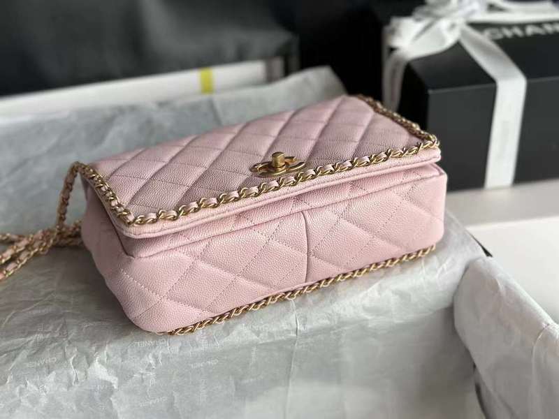 Zivas Charm Versatile Design Everyday Handbag (Effortless Style Upgrade) – Styled Look