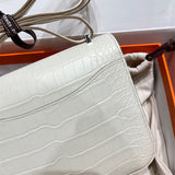 Smart satchel front view 13