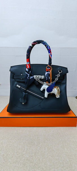 Close-up detail of balanced bag design