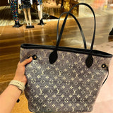  handbag interior and compartment view 15