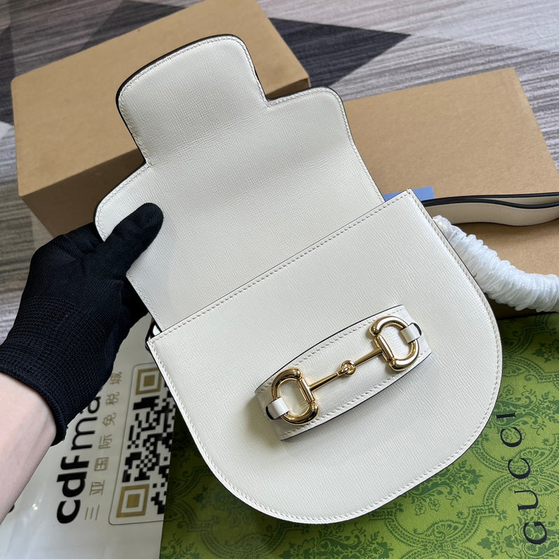 Close-up detail of classic sleek women's handbag – women's everyday handbag