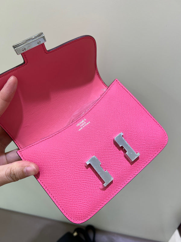 Fluid bag women's premium everyday handbag