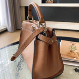 Ziva's Charm handbag – close-up view (23cm*12cm*18cm)