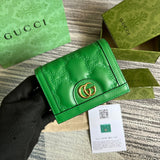 Considered handbag styled for everyday wear