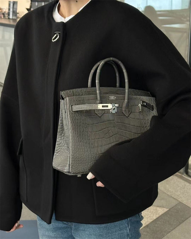  Refined shopper bag front view 7