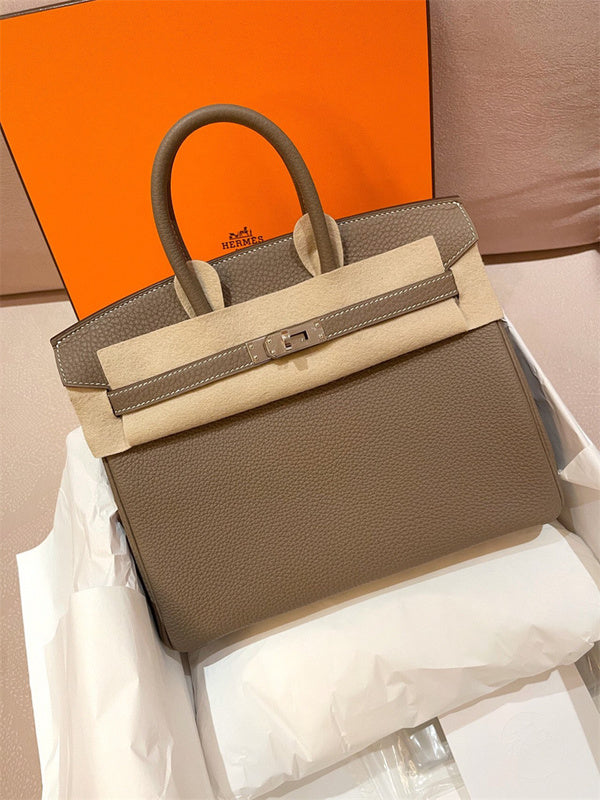 Graceful handbag styled for everyday wear