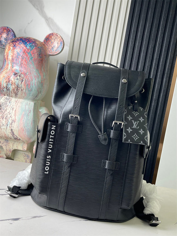  shoulder bag interior and compartment view