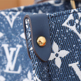  top-handle bag close-up of hardware and finish