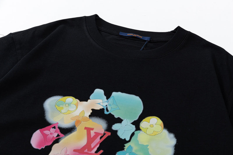 Full styled look of Louis Vuitton cotton t-shirt with relaxed-fit cut