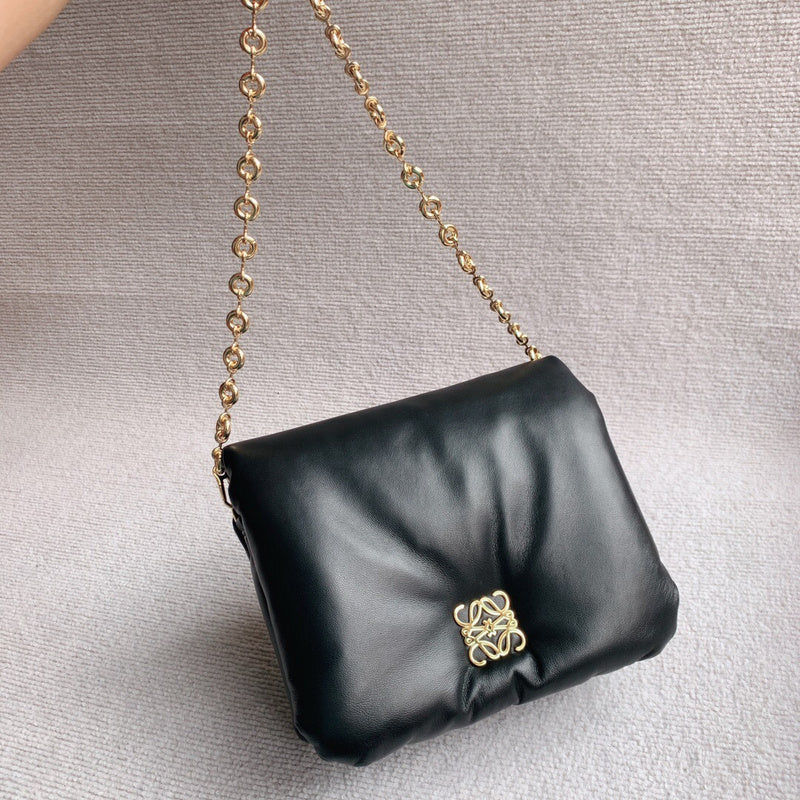 Ziva's Charm handbag – side angle view (22cm*19cm*8cm)
