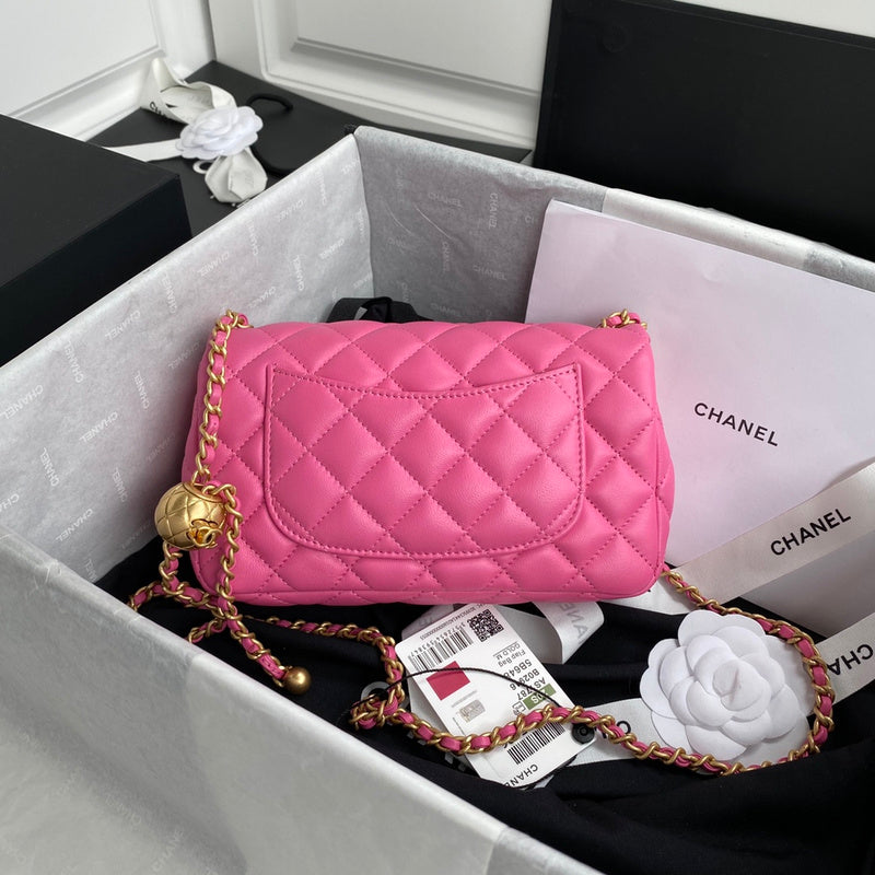 Zivas Charm Effortless Sophistication Fashion Handbag (Signature Shape & Finish) – Styled Look