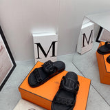 Hermes shoes Style 335 - true-to-life color detail