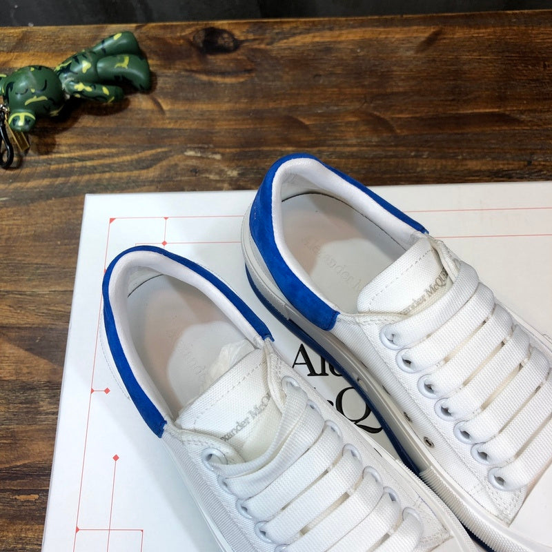 Alexander McQueen shoes Style 271 - angled studio shot