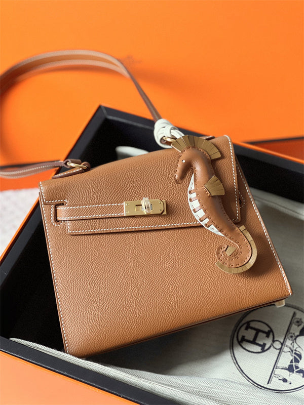 Interior view of sculpted premium bag