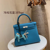  Elegant structured bag front view 19