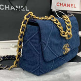 Zivas Charm Modern Minimalist Look Luxury Handbag (Versatile Style Statement) – Close-Up Detail