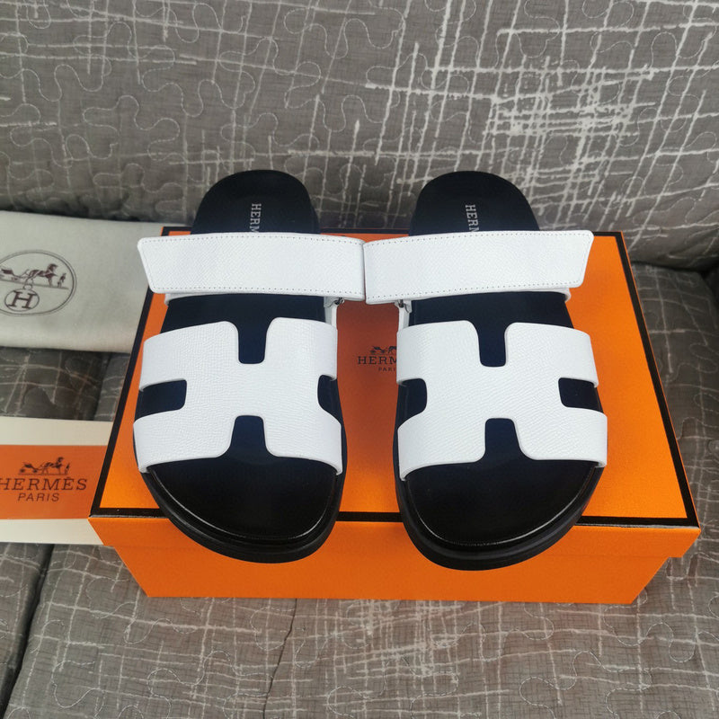 Hermes sandals Style 127 - sole and craftsmanship detail