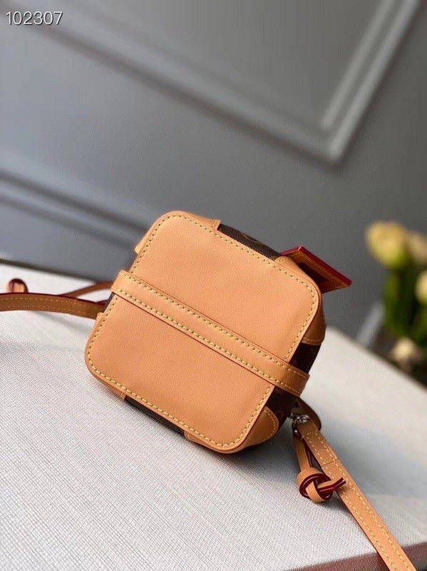 Interior view of polished modern women's handbag – women's everyday handbag