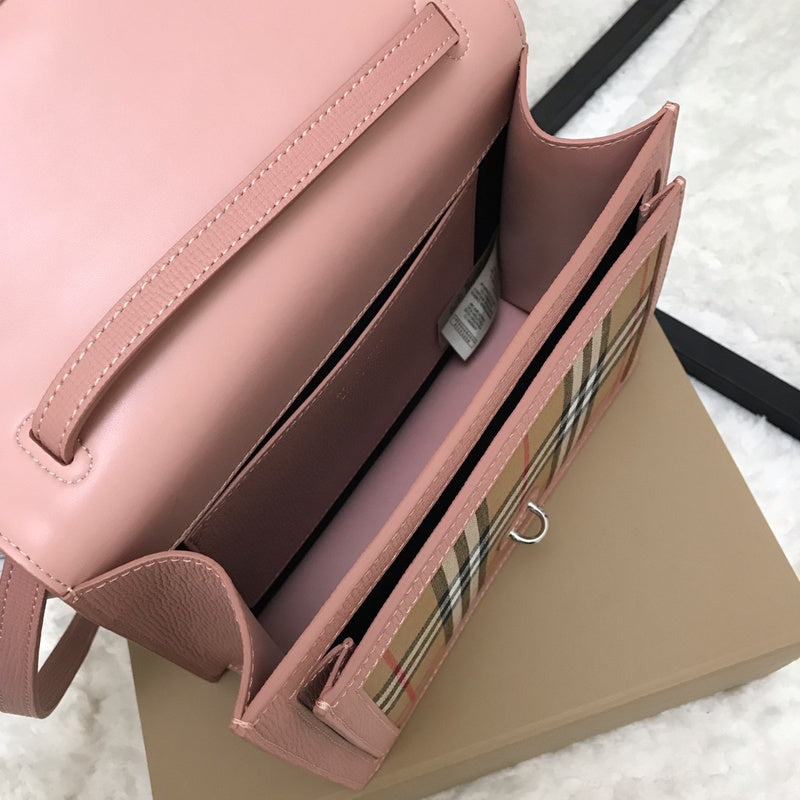 Ziva's Charm handbag – product shot (one versatile size)