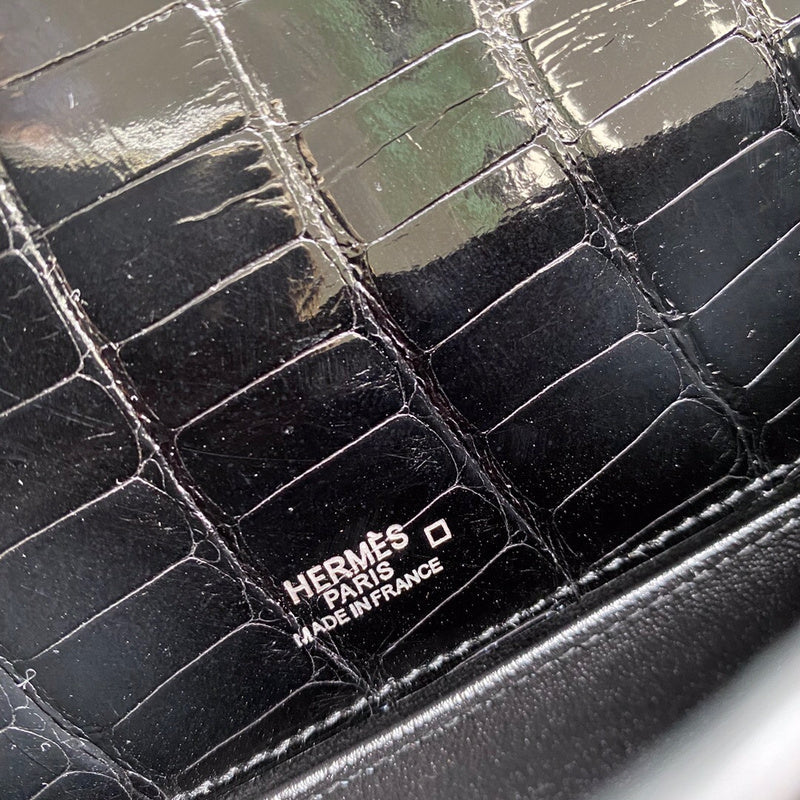 Interior view of sophisticated premium bag